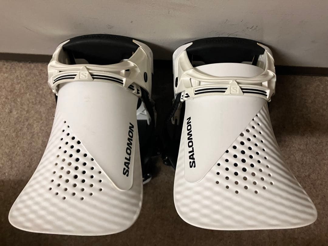 ⭐︎美品⭐︎サロモン SALOMON ホログラム HOLOGRAM 23-24 M