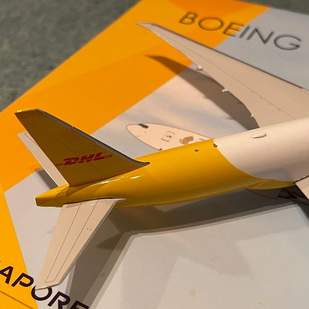 DHL SINGAPORE AIRLINES 777-200LRF シンガポール