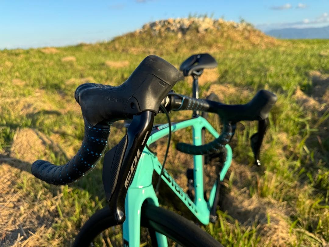 ピッコロ　Bianchi INFINITO CV 105di2 12速