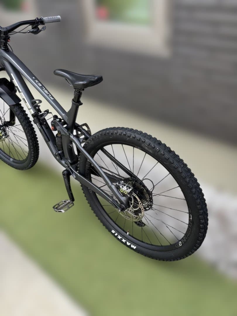 【カスタム総額100万】TREK FUEL EX5 Lサイズ 29er フルサス