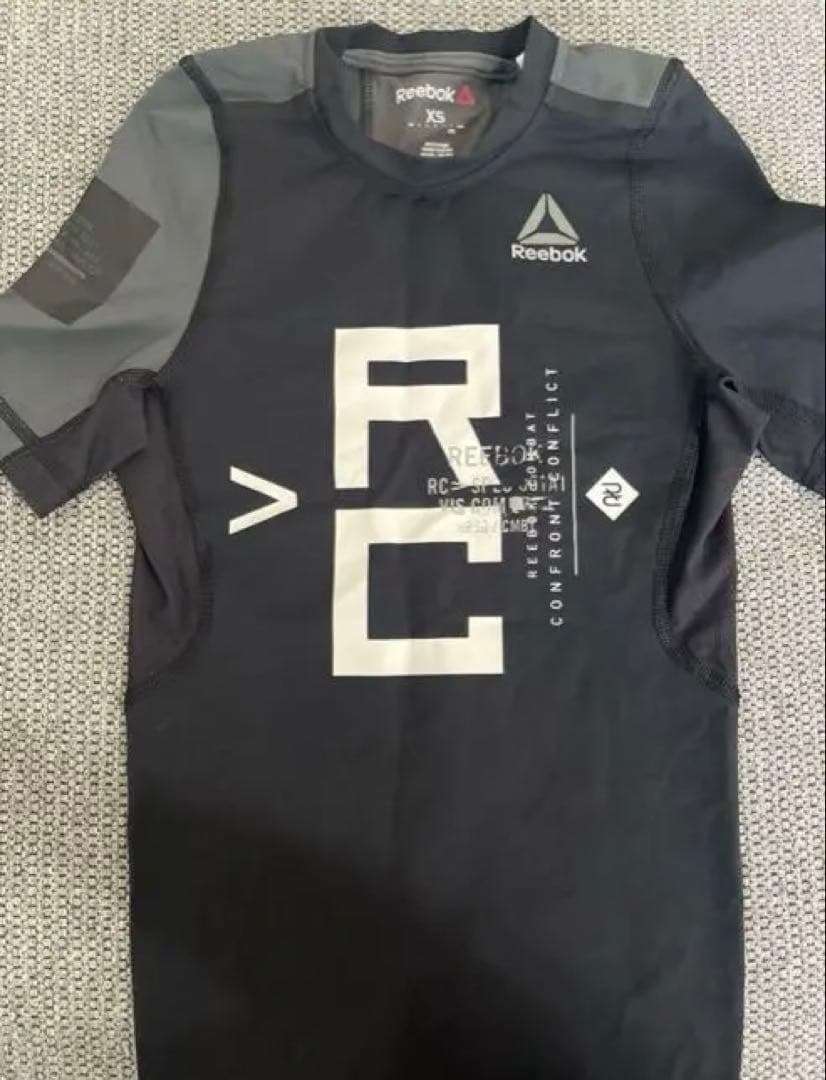 Venum ホワイトTシャツ & Reebok UFC MMA BJJ