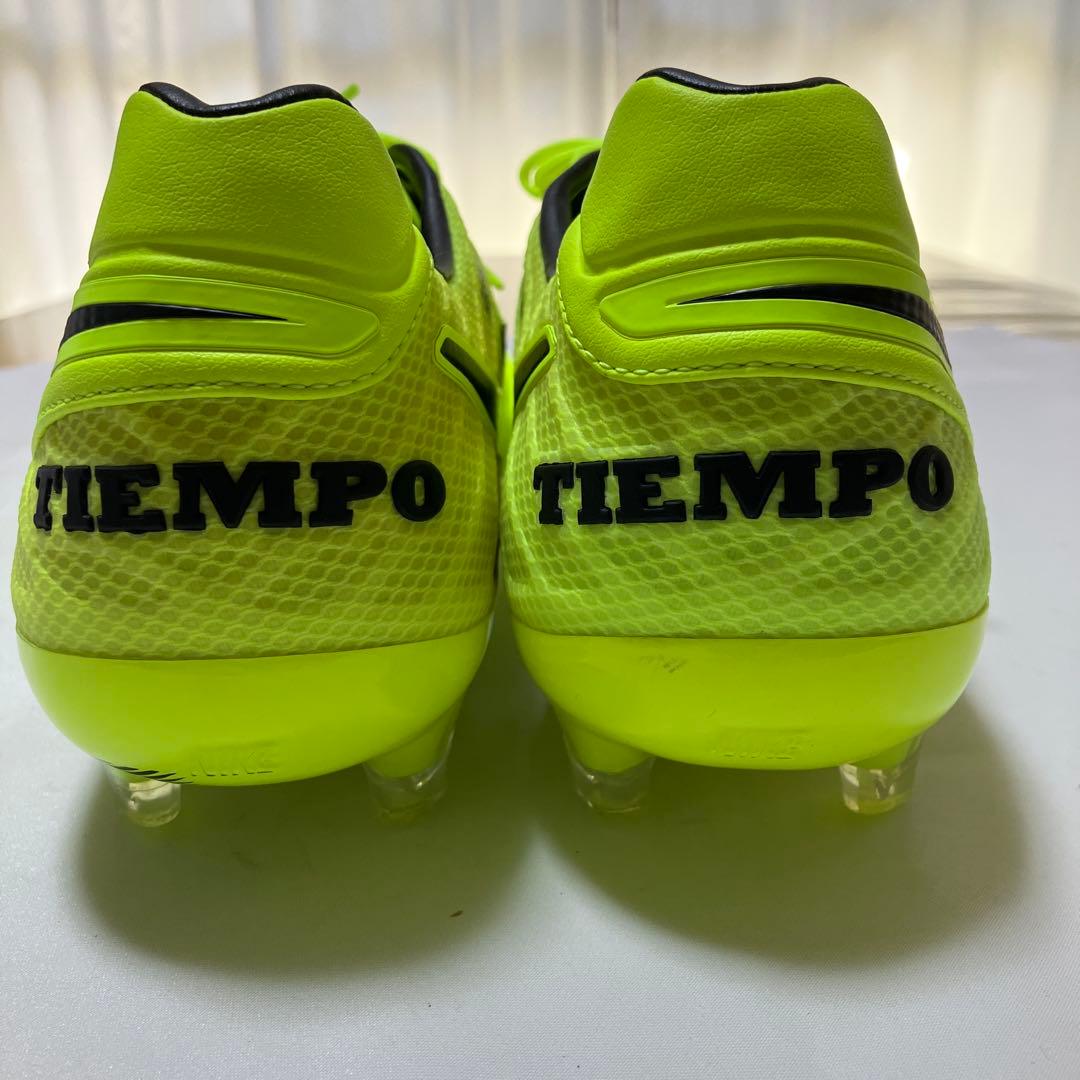 Nike Tiempo 蛍光イエロー シューズ(30.5cm)