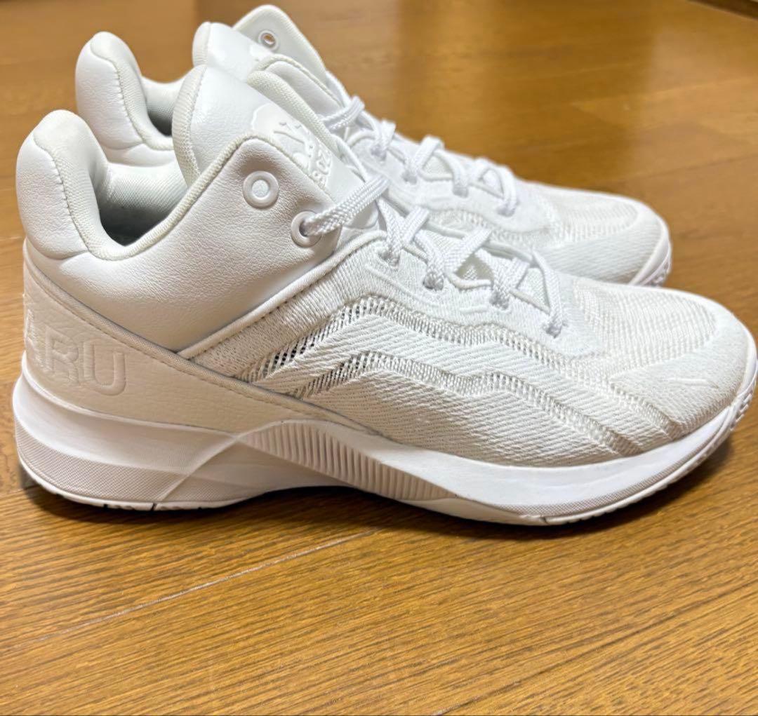 ♦︎良品♦︎エゴザルEGOZARU バスケットシューズ　ハイカットスニーカー25.5