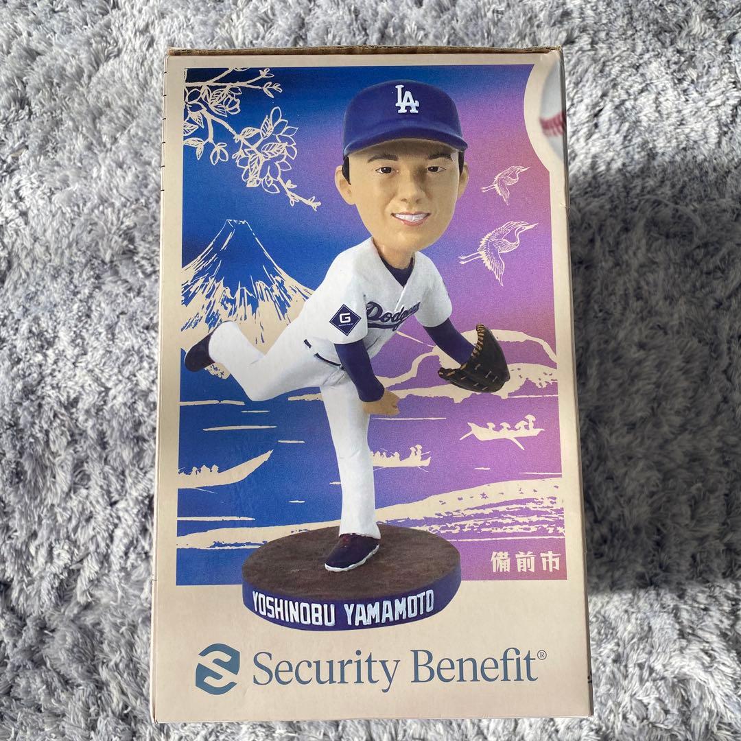 山本由伸　Yoshinobu Yamamoto フィギュア　ボブルヘッド