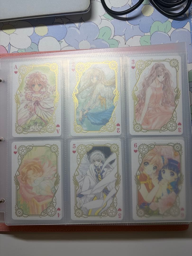 CLAMP展 カードコレクション＋箔押しトランプまとめ売り収納ファイルつき