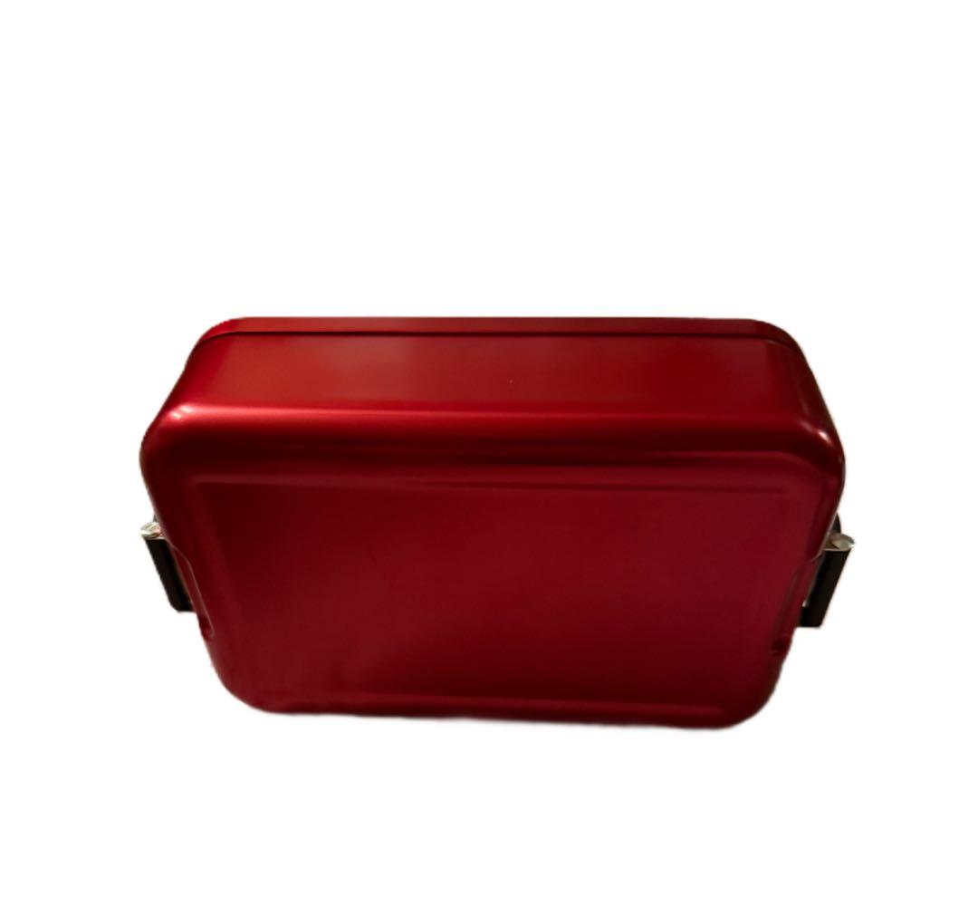 DIESEL ロゴ入り赤い弁当箱 非売品