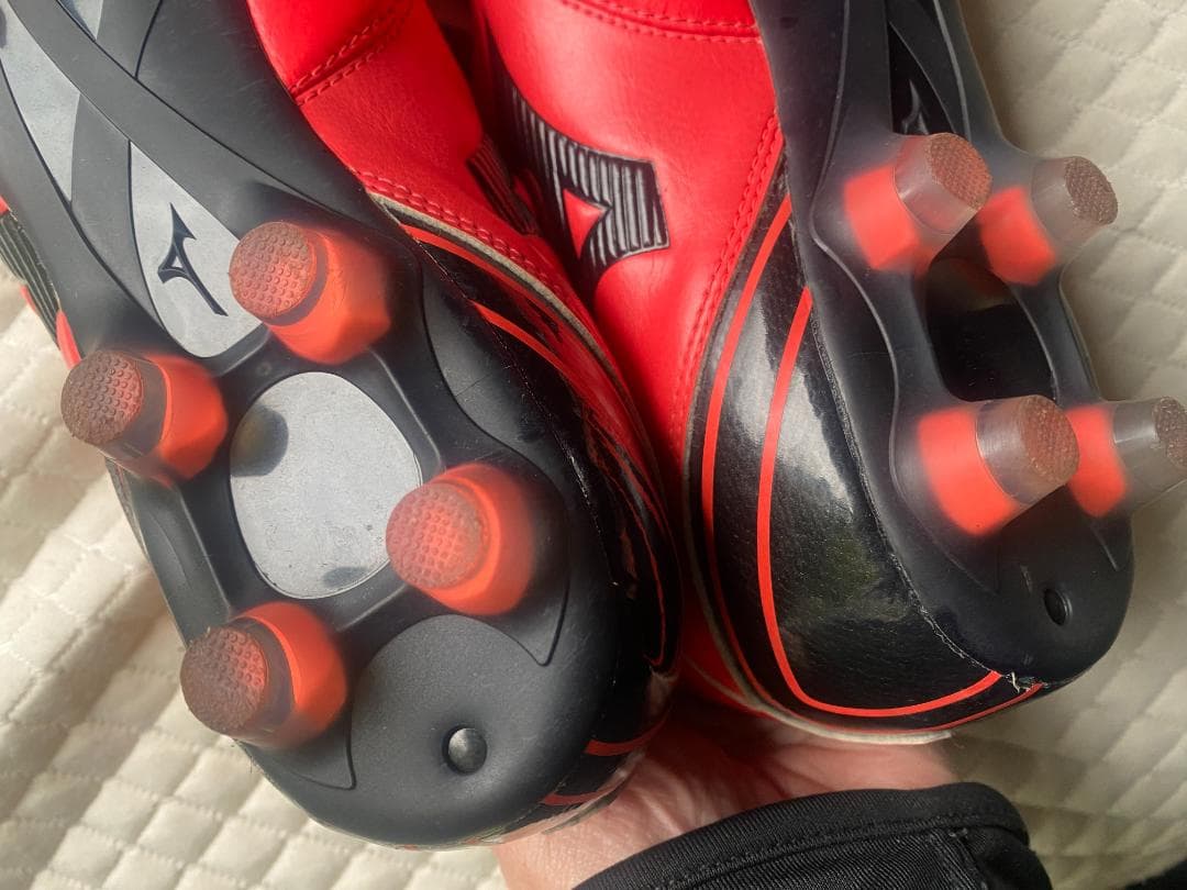 ミズノ モナルシーダ 2 WIDE サッカー スパイク 28.0 完売。新品同様