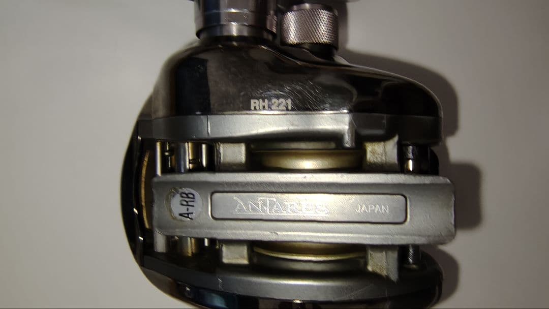 初代アンタレス　RH221 LH