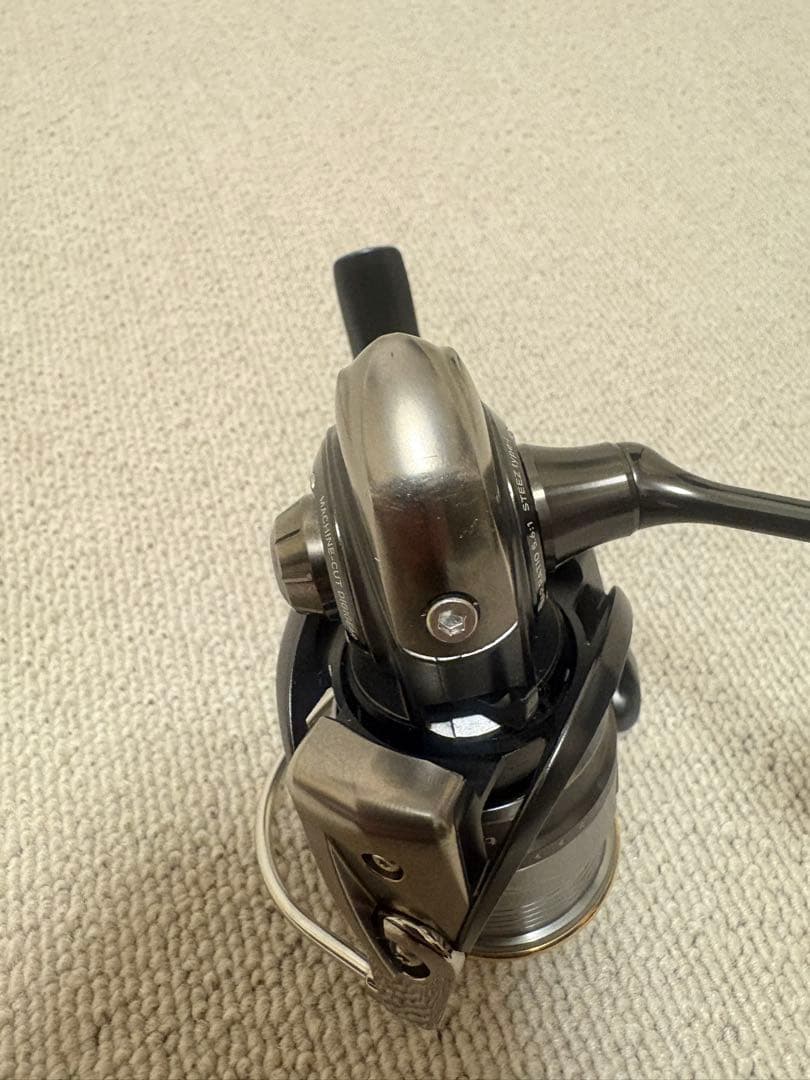 スティーズ　スピニングリール type-1 ハイスピード
