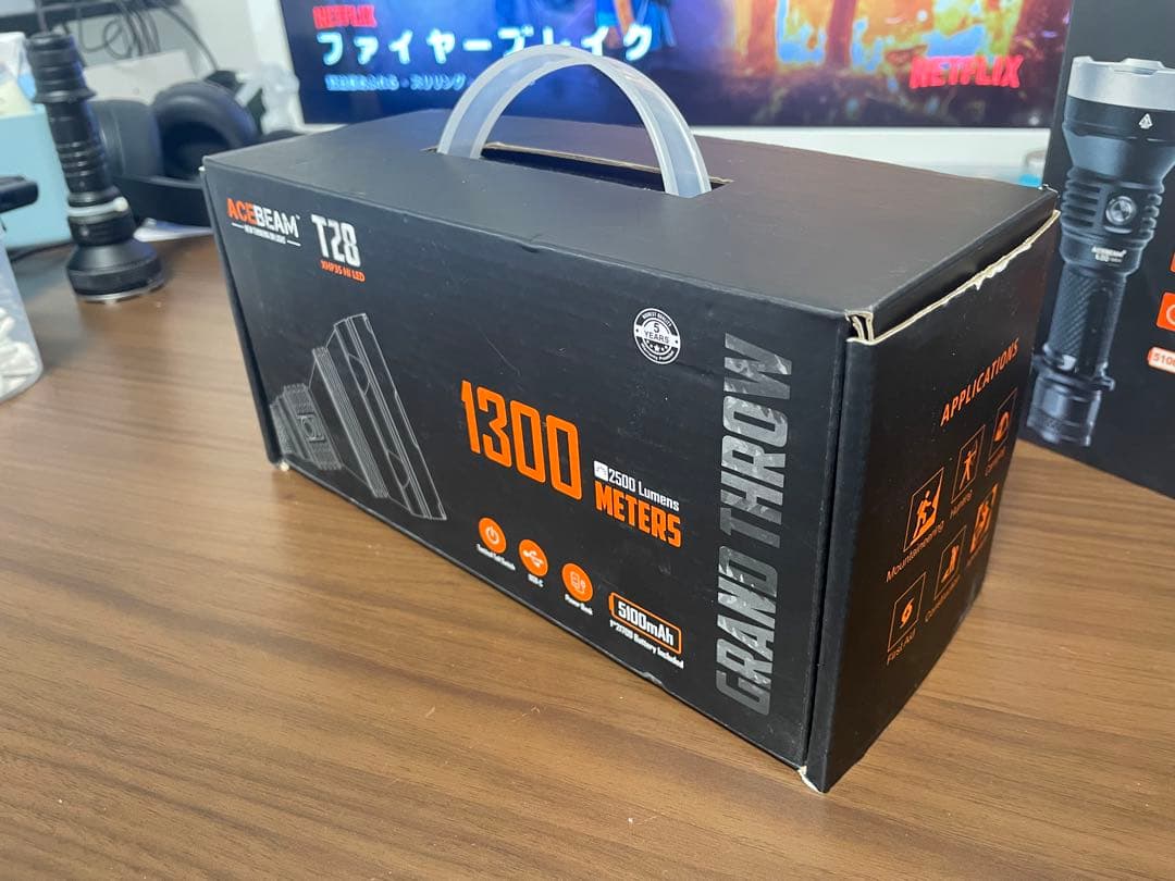 【レア•製造終了】ACEBEAM T28 懐中電灯 2500ルーメン