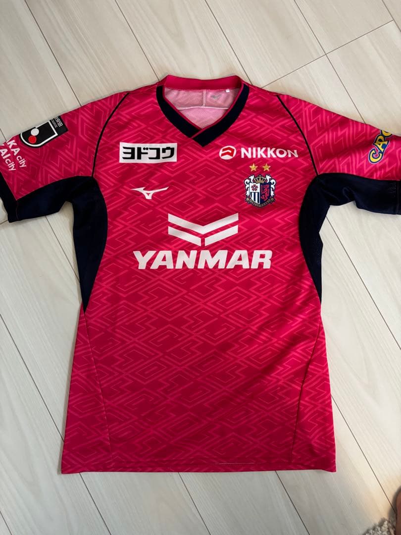 セレッソ大阪 ユニフォーム