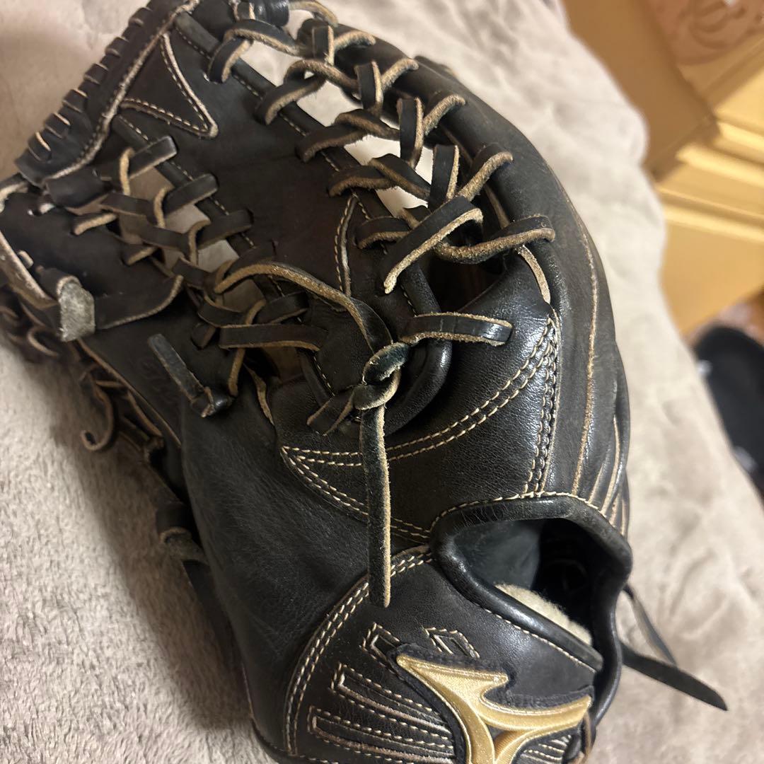 大幅値下げ　Mizuno グローバル　エリート　左　　硬式外野手用