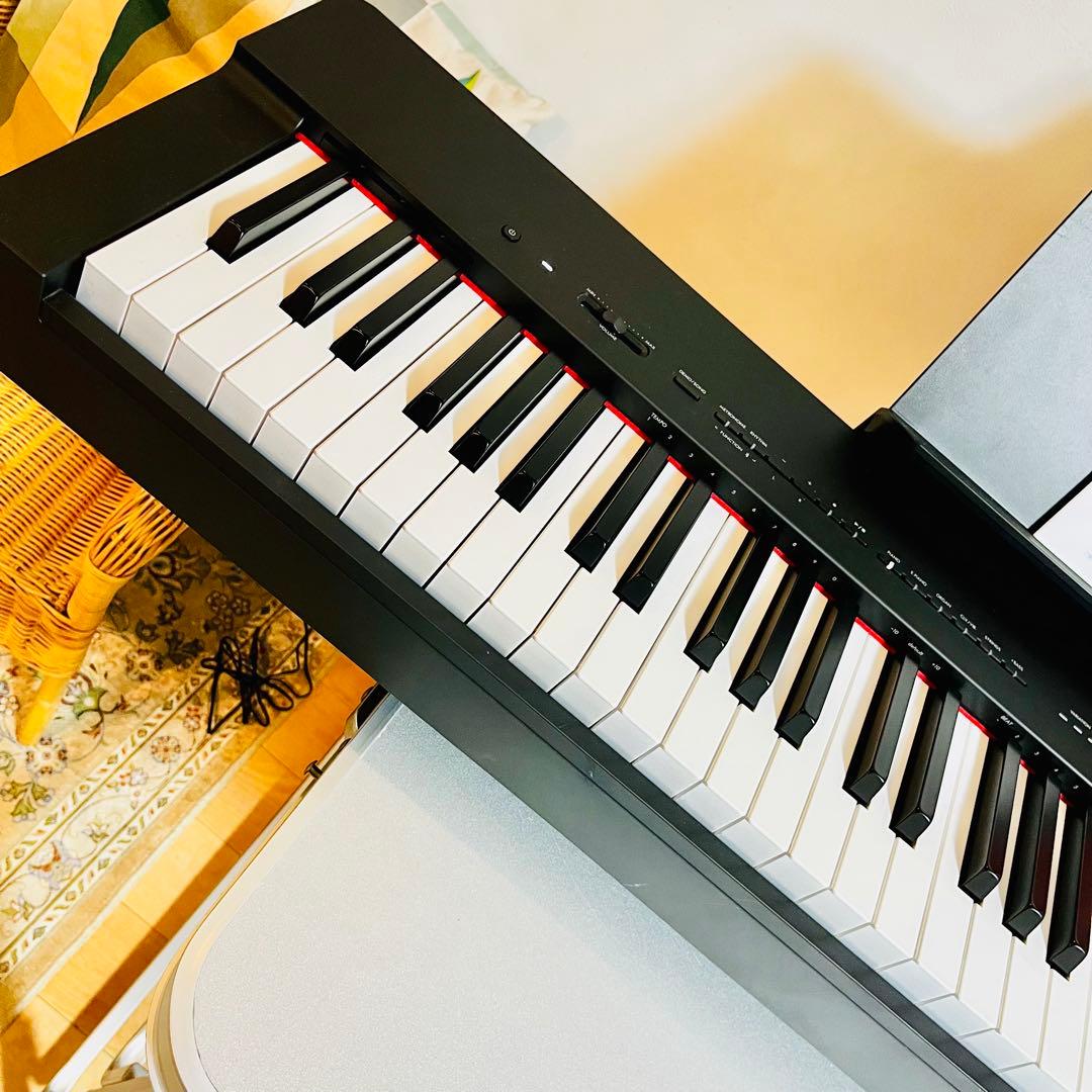 未使用級 YAMAHA ヤマハ 電子ピアノ P-225 付属品多数 スタンド付き