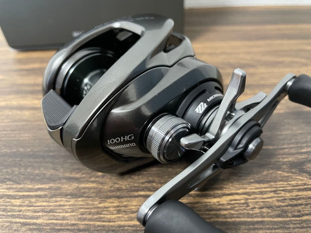 シマノ メタニウムSHIMANO nium 100HG ベイトリール