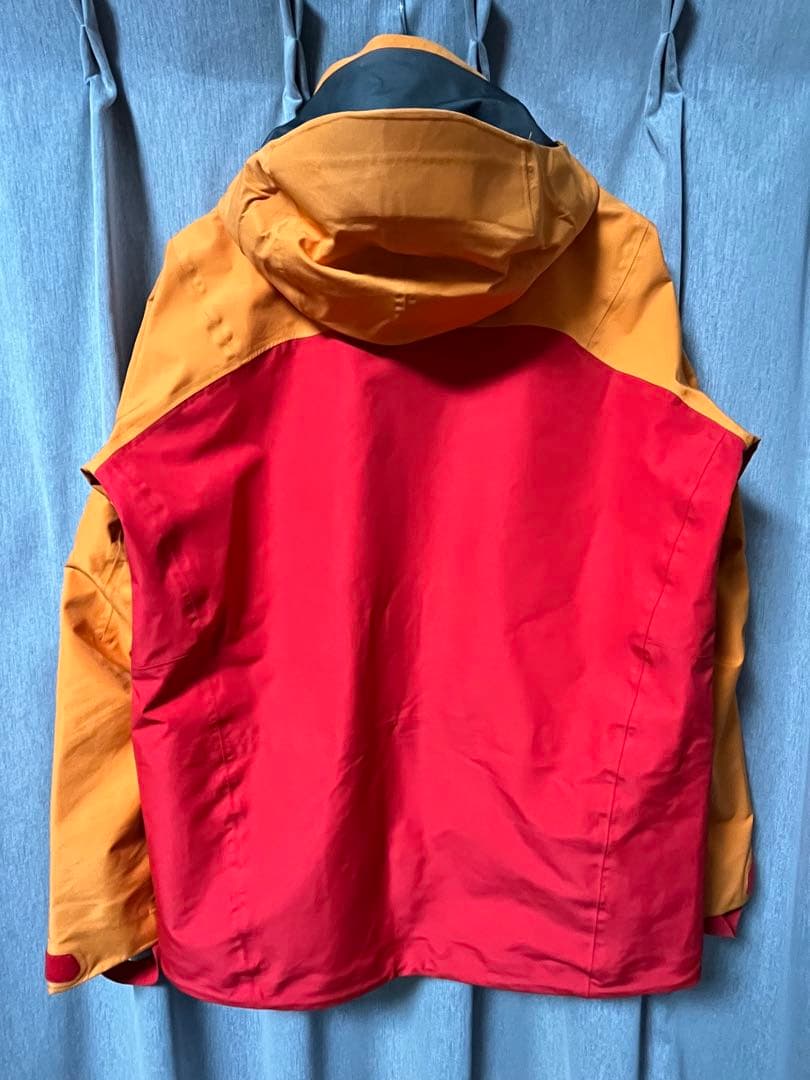 Burton AK457 GORE-TEX 3L size M 中古品