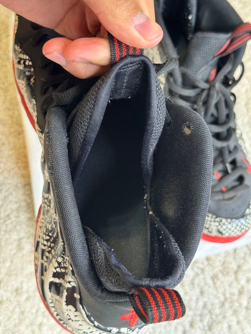 Nike Foamposite ヘビ柄 シューズ