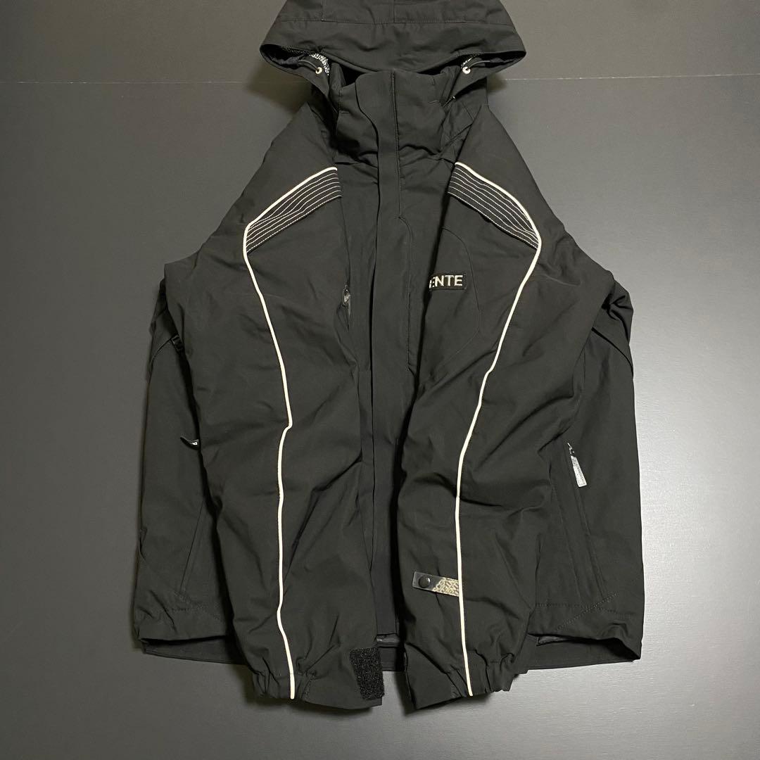 し*ゅ様 美品 DESCENTE OGASAKAスキージャケット 高機能 ストレ