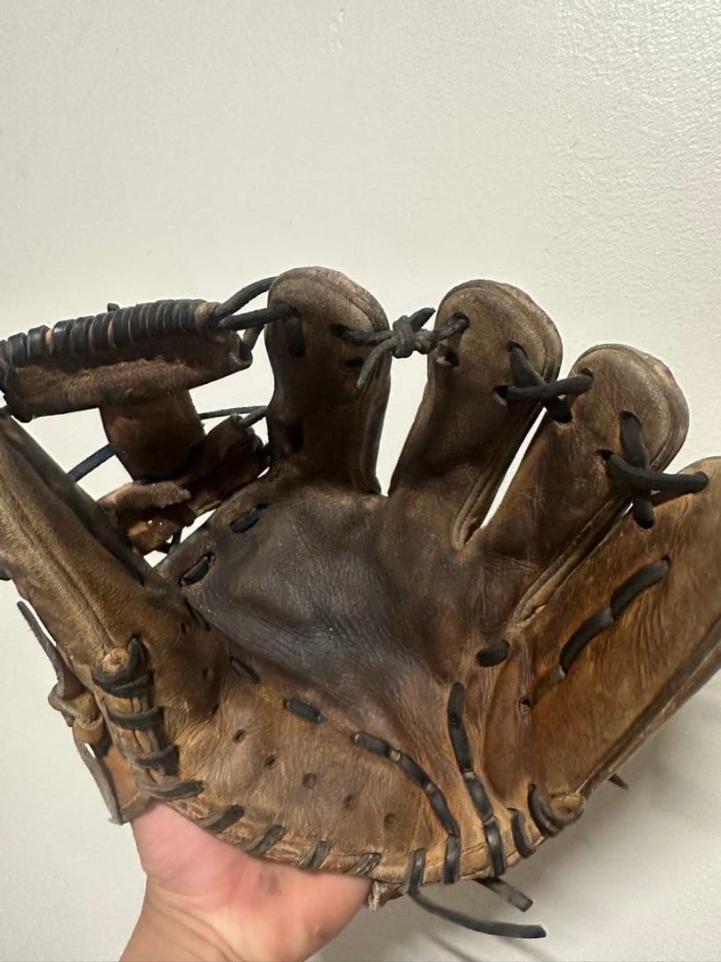 ドナイヤ硬式野球グローブ ブラウン