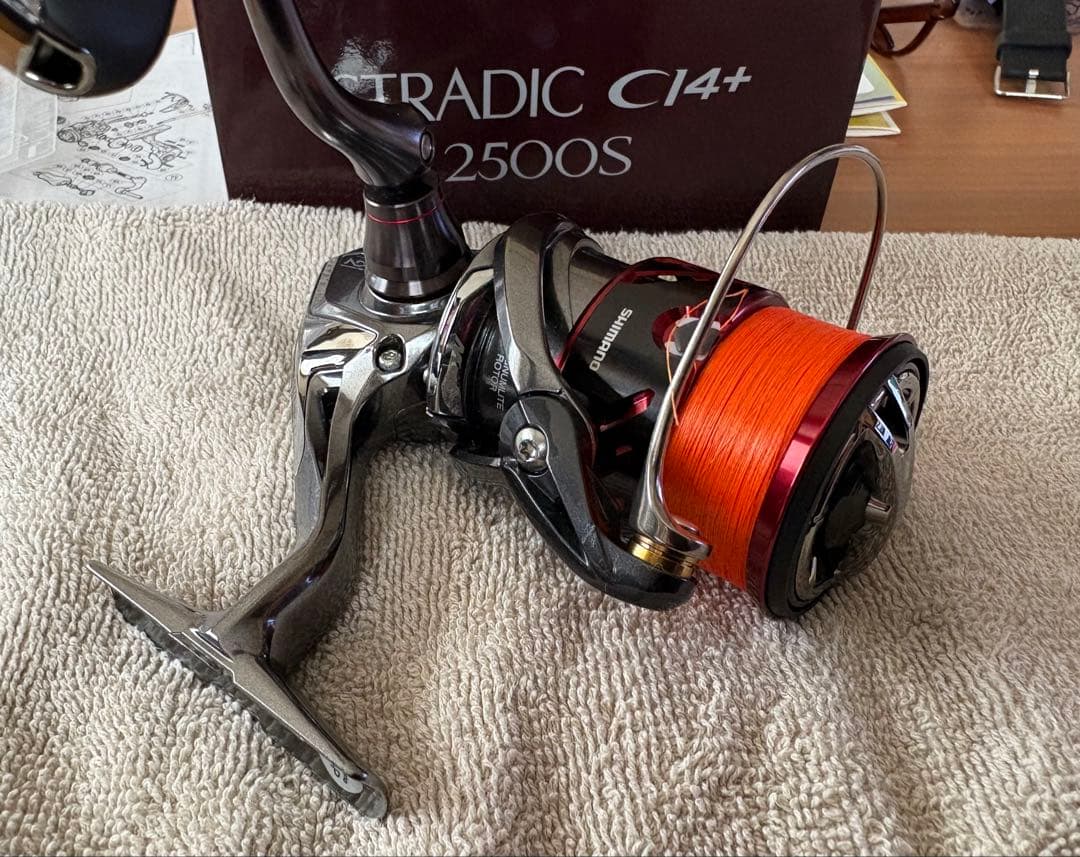 シマノ　16ストラディックCI4+ 2500S