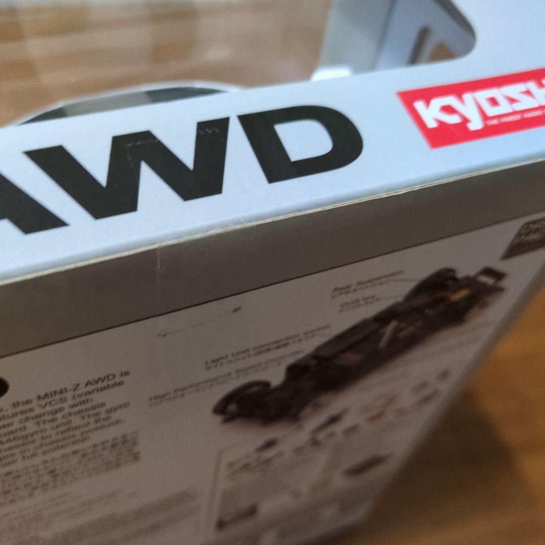 KYOSHO MINI-Z AWD スバル　インプレッサ　ホワイト　ミニッツ