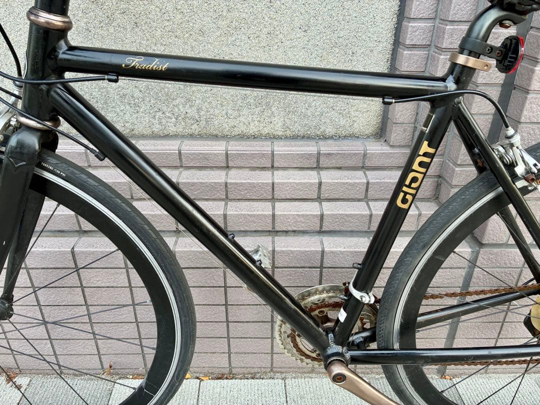 GIANT TRADIST クロスバイク 2✖️9 18段変速　東京