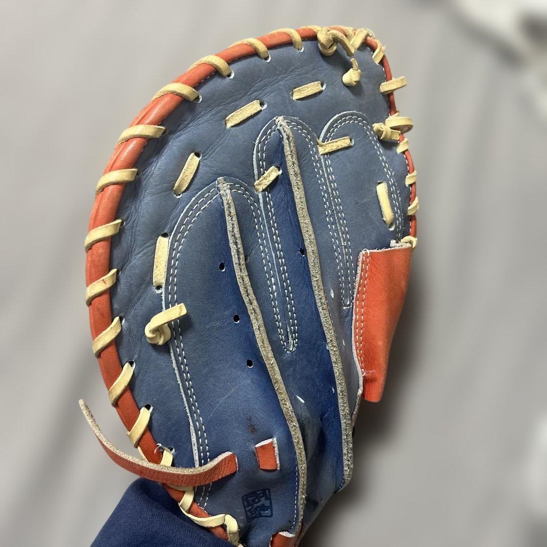 赤　白　青　グローブ ネイビー　ファーストミット