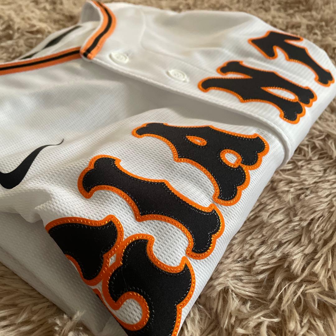 【美品】ジャイアンツ　大城卓三選手　レプリカユニフォーム　背番号24 NIKE