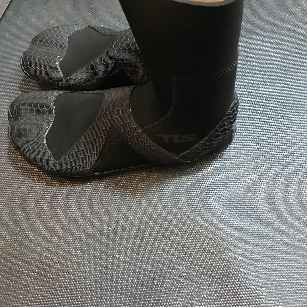 TLS X-FIT SURF BOOTS 25cm3mm 箱なし1万2000円￼