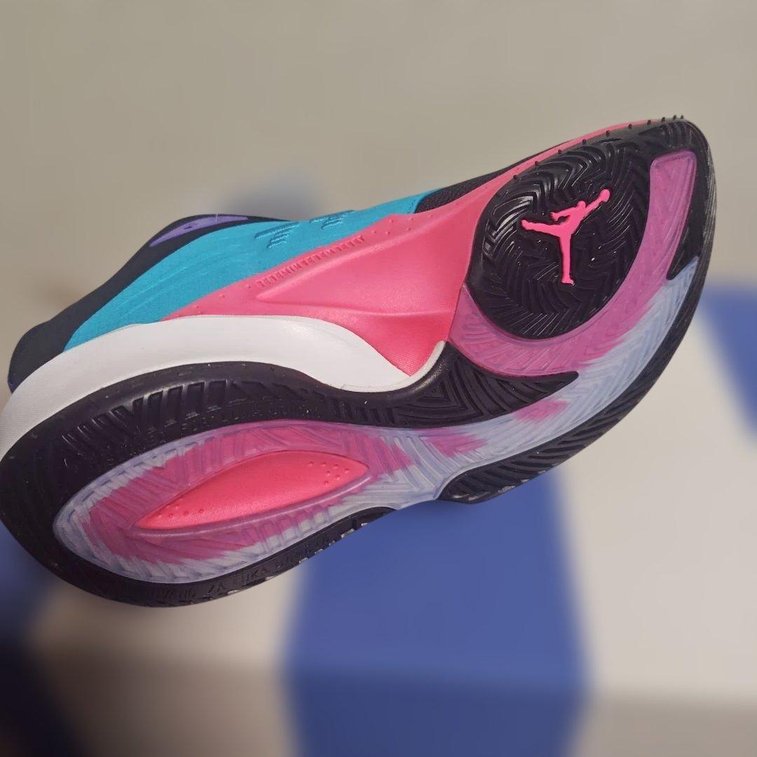NIKE JORDAN バスケットシューズ LUKA3 FQ1285-400