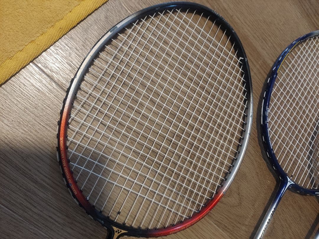 【YONEX】バドミントンラケット　5本セット