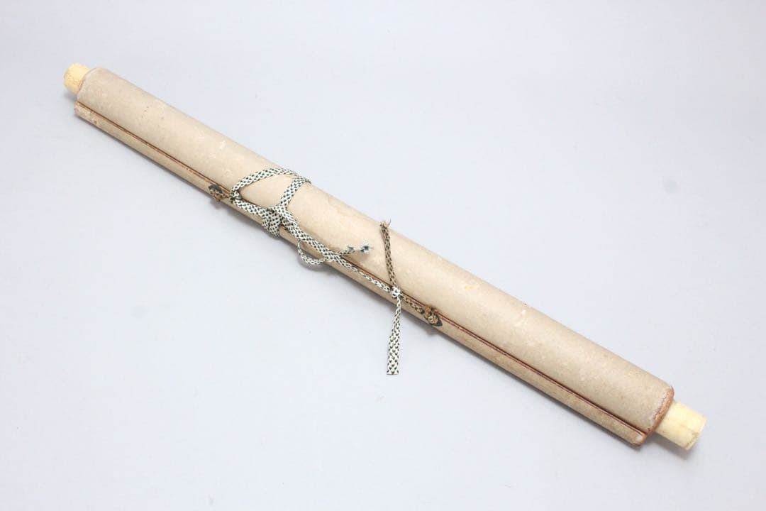 No5915 掛軸　在印　土龍　出山釈迦図　着色　絹本　仏教美術　仏画　送料無料