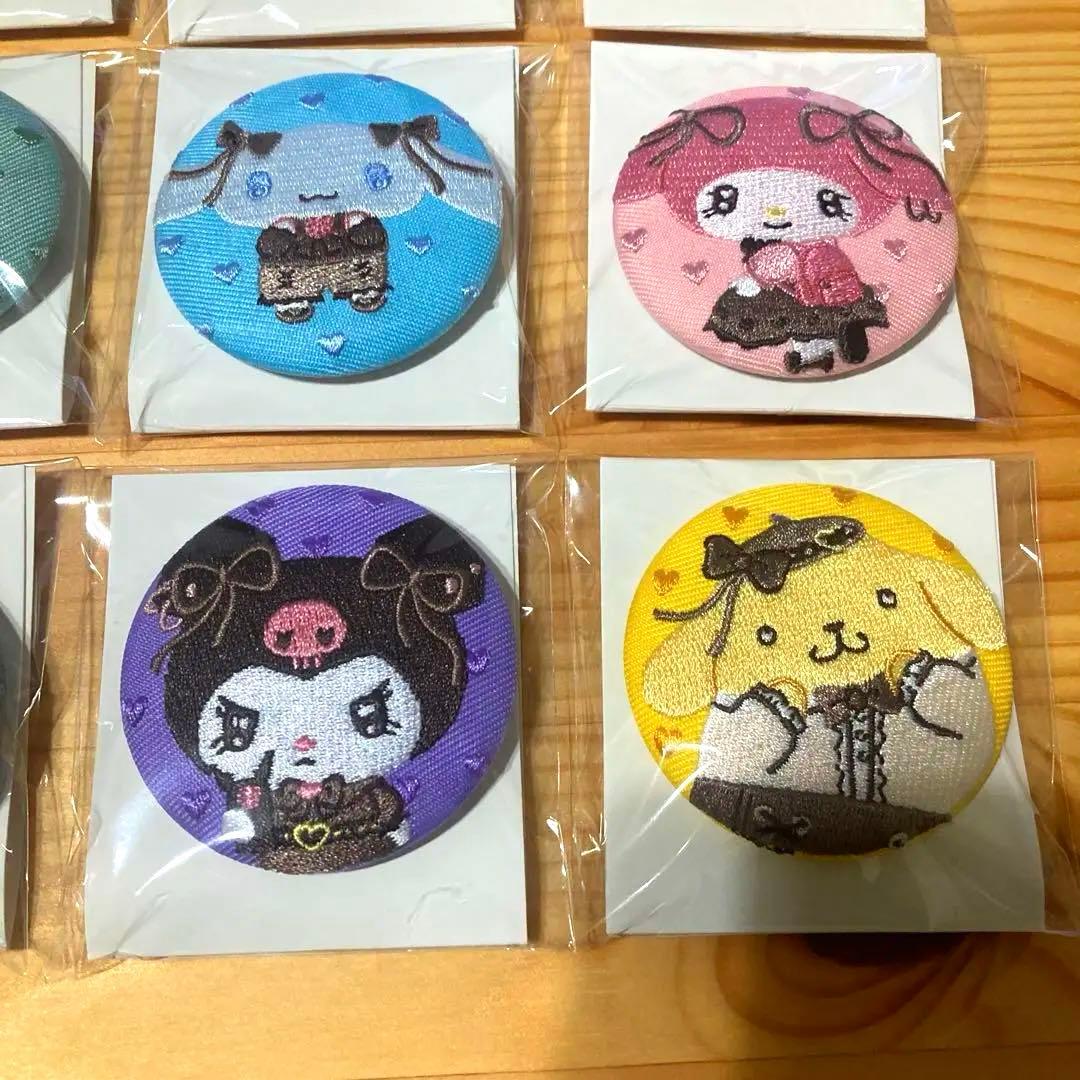 サンリオ　刺繍缶バッジ　コンプリート　クロミ　ハンギョドン　ハローキティ