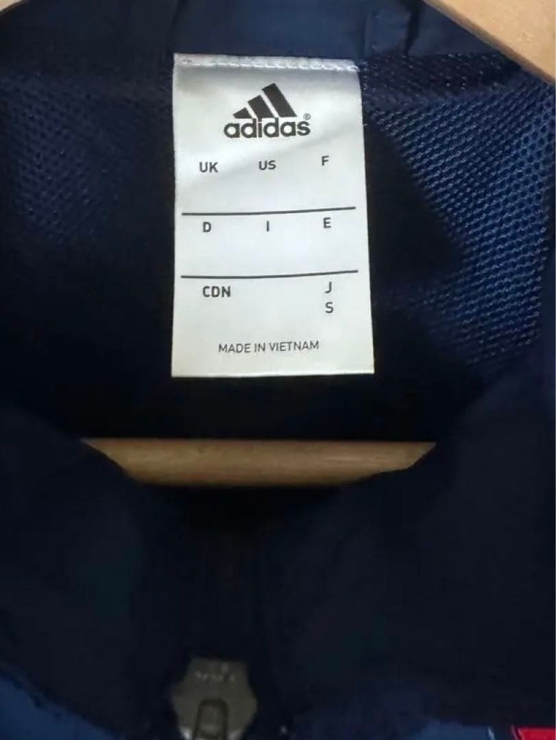 希少　美品　adidas　マンチェスターユナイテッド　トラックジャケット M相
