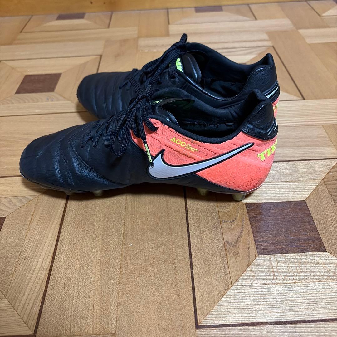 Nike ティエンポレジェンド6