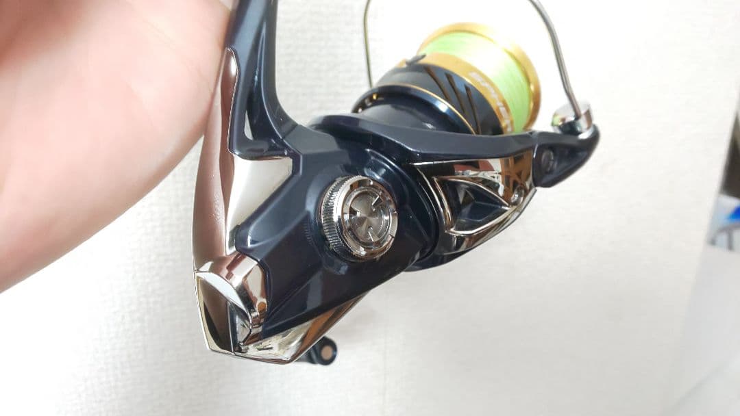 シマノ 19 スフェロスsw 3000XG ラインローラーベアリング 中古美品