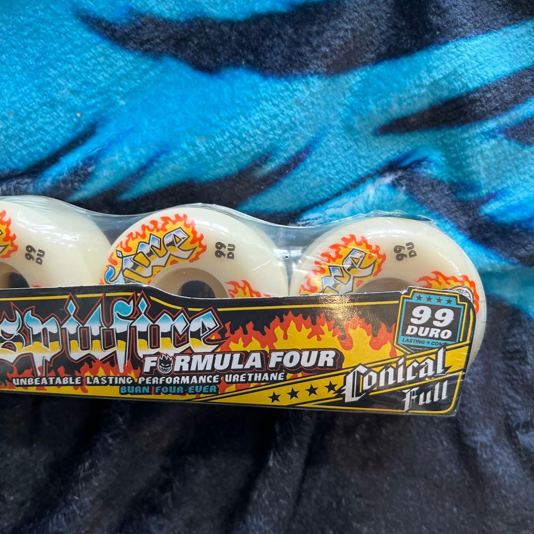 Spitfire Formula Four 56mm 99D スケボーウィール