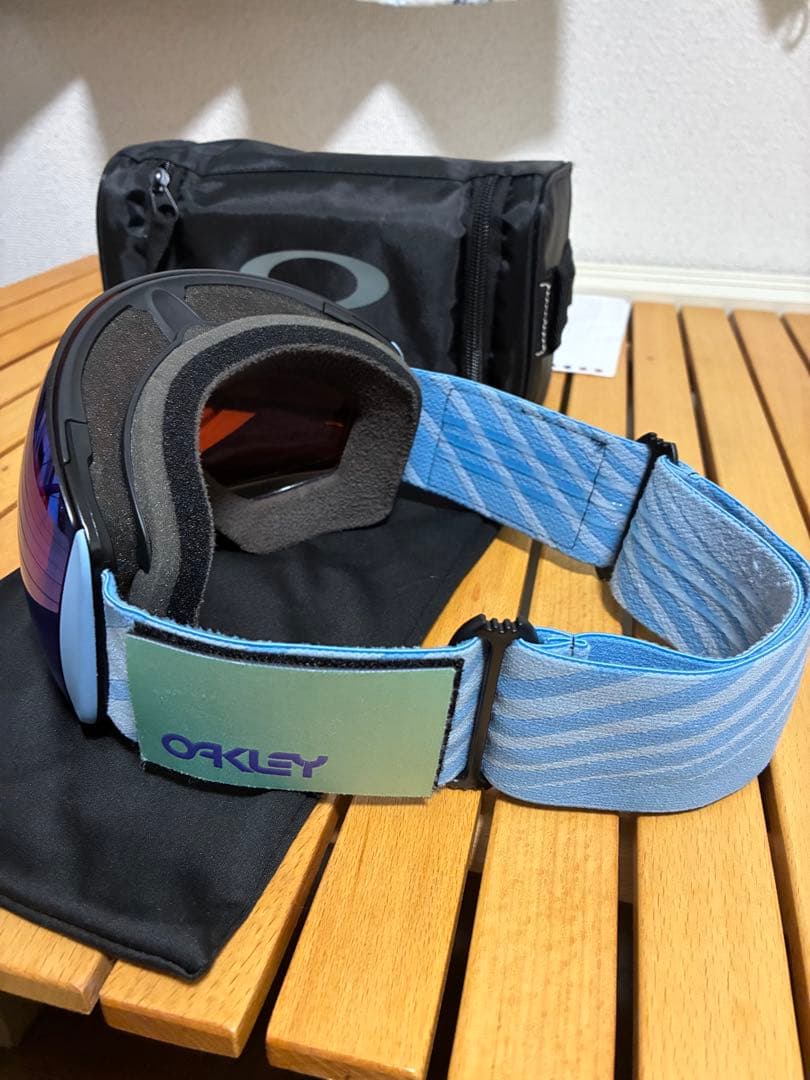 Oakley ゴーグル グリーンレンズ ブルーストラップ
