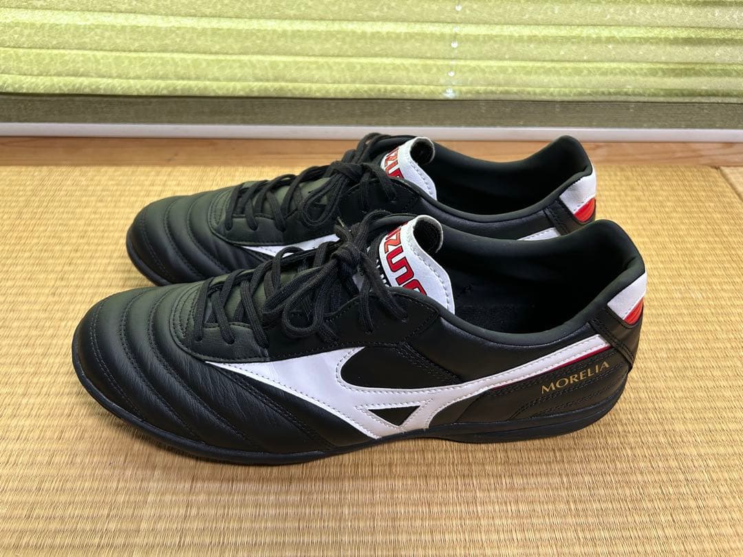 美品 ◇ミズノMIZUNO モレリア TF フットサル　トレーニング　28.0