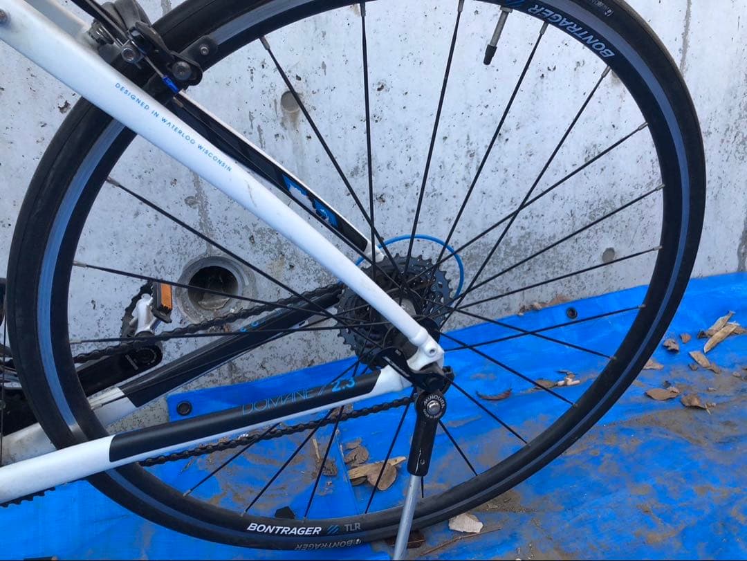 トレック TREK DOMANE