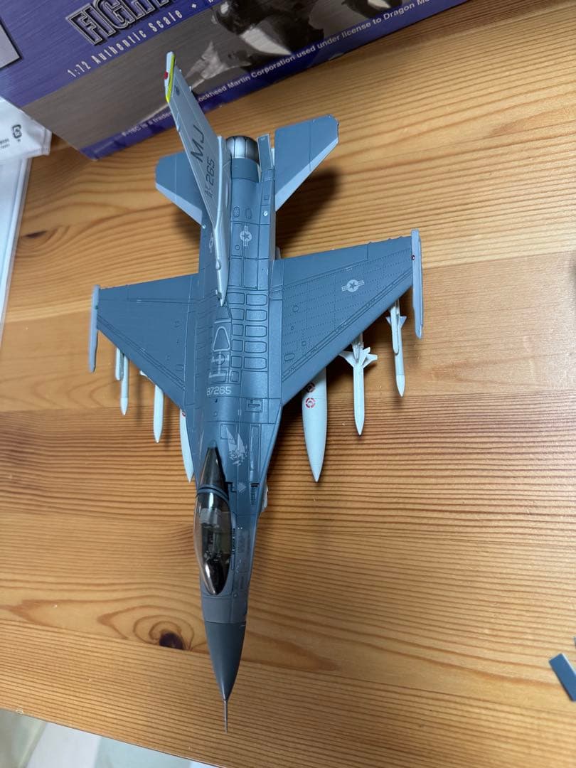 F-16C/F-16D 1/72 ダイキャスト製2機