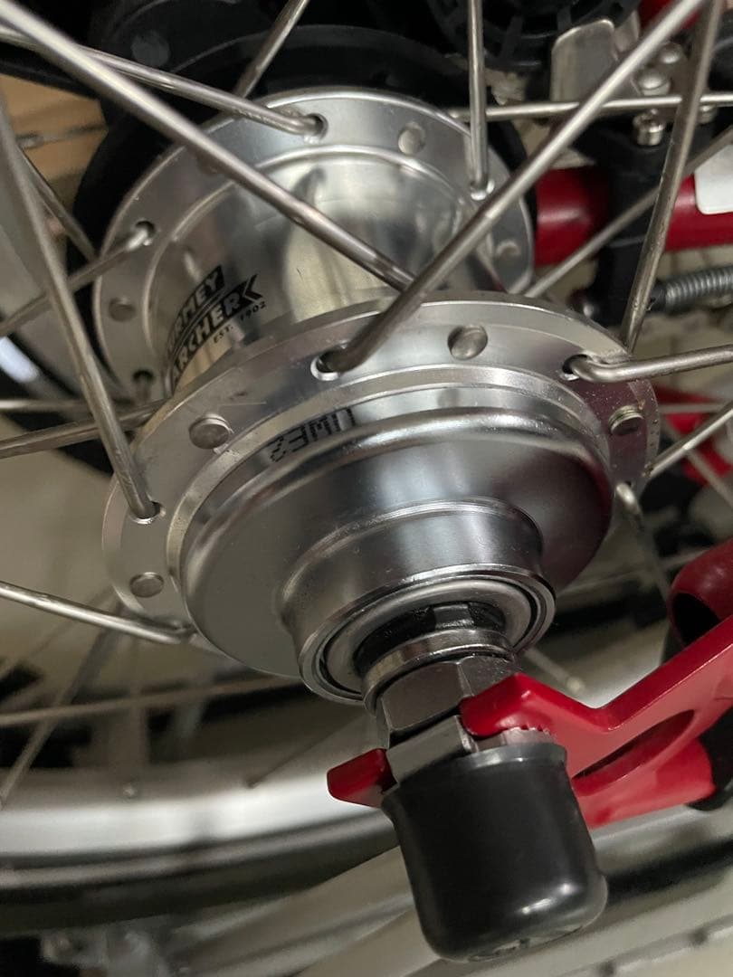 ブロンプトン　新古車C Line Mid 6速ラック付き