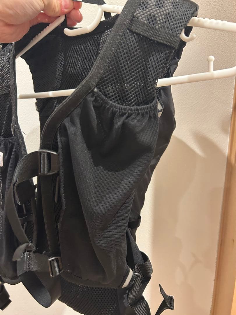 春*花様 Salomon サロモン ランニング 6L 黒