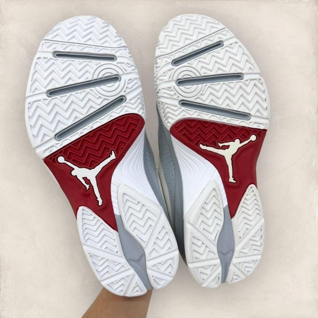 【新品・箱タグ付】NIKE ナイキ JORDAN COURT VISION 00