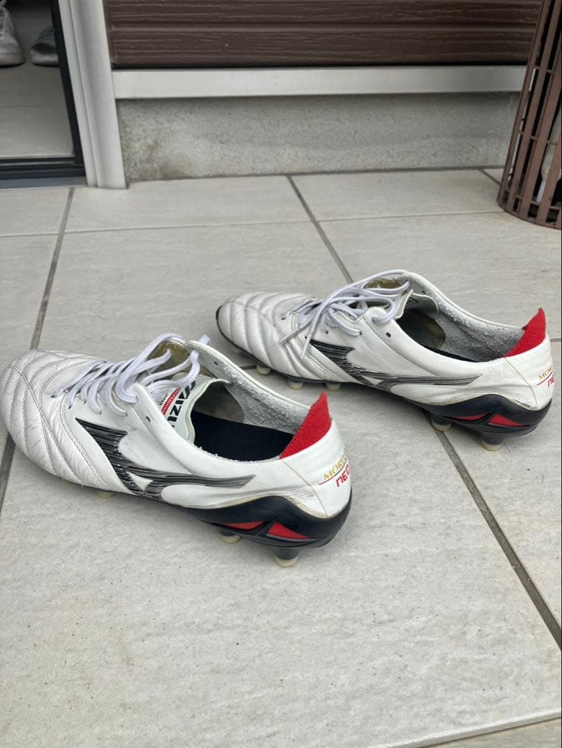 Mizuno Morelia II サッカーシューズ ホワイト/レッド