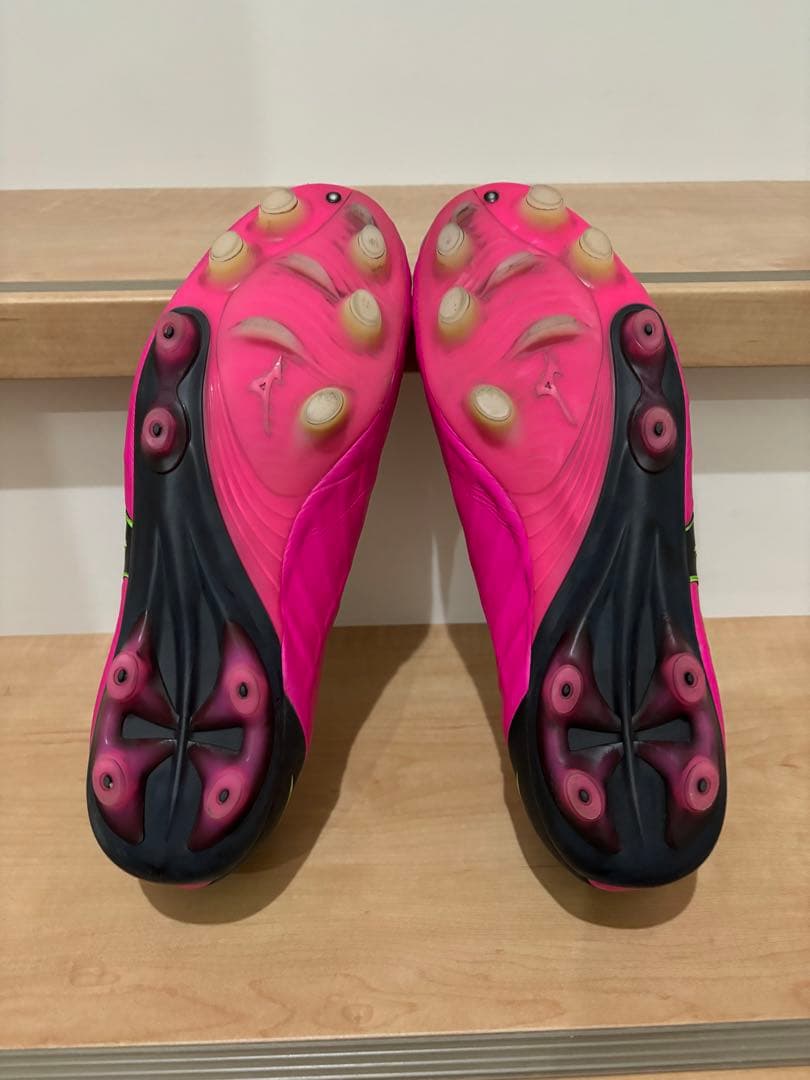 Mizuno レビュラV1ピンク 27.0cm