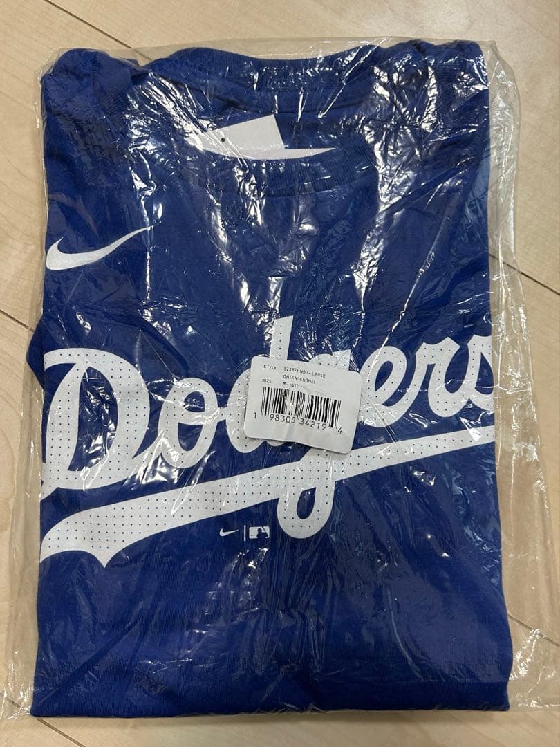 大谷翔平　背番号Tシャツ　新品タグ付