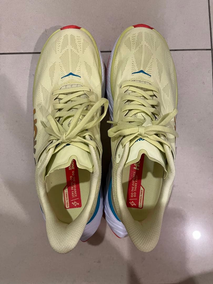 ホカオネオネ カーボンX 2 26.0cm HOKA