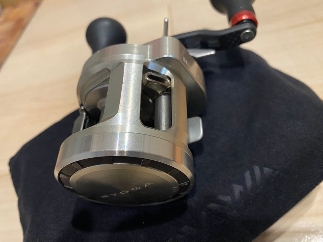 リール Daiwa RYOGA 1016HL