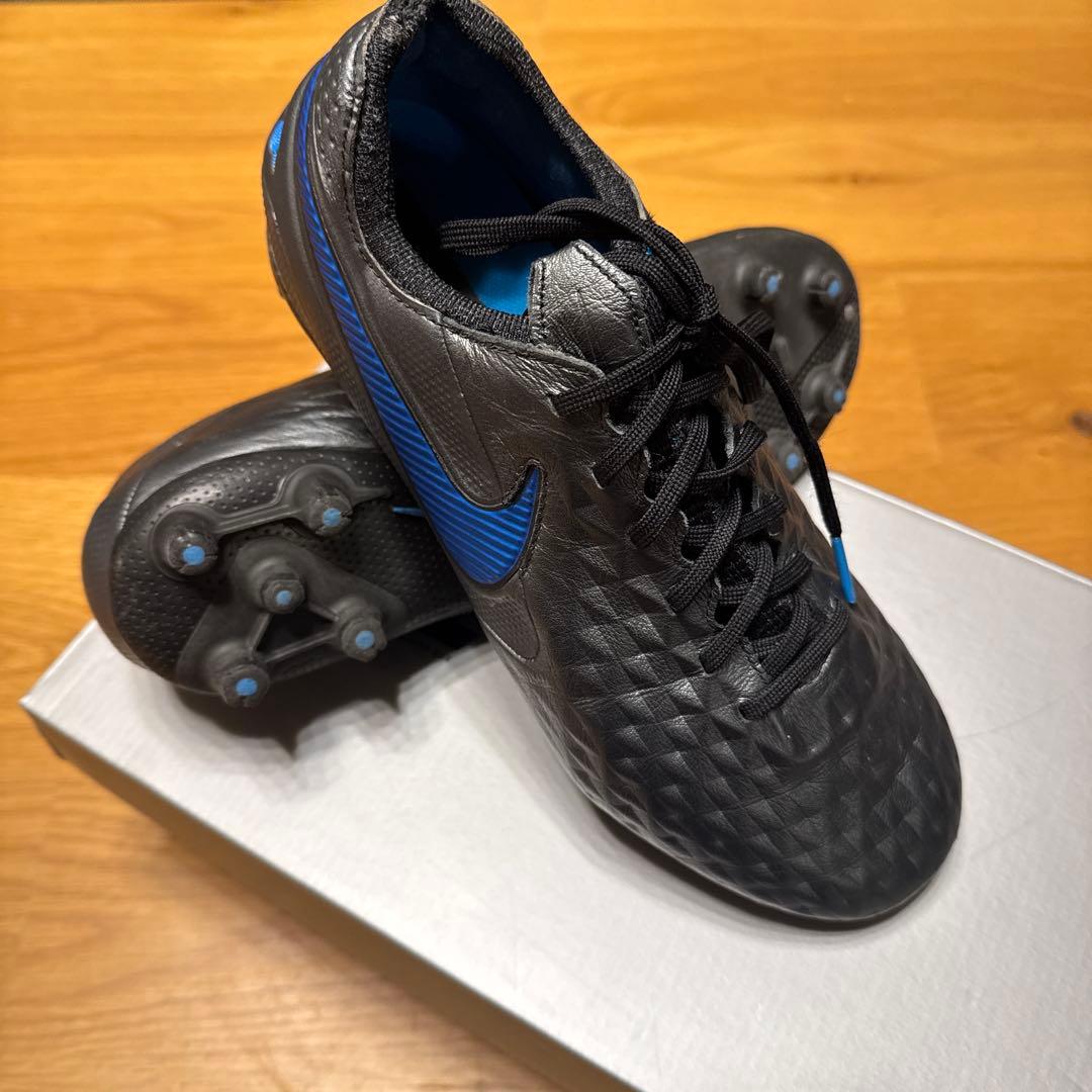 Nike ティエンポ　レジェンド8 エリート HG