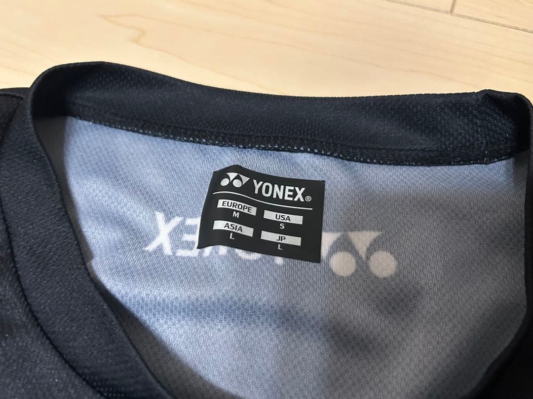 YONEX ボルトレイジ8 Tシャツ　Lサイズ　美品